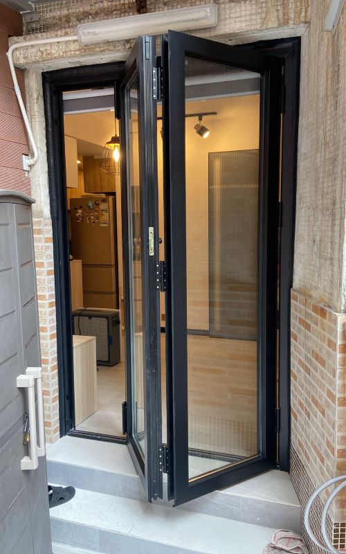 Folding Door歐陸式趟摺門 – Paco Buildings Material Co., Ltd