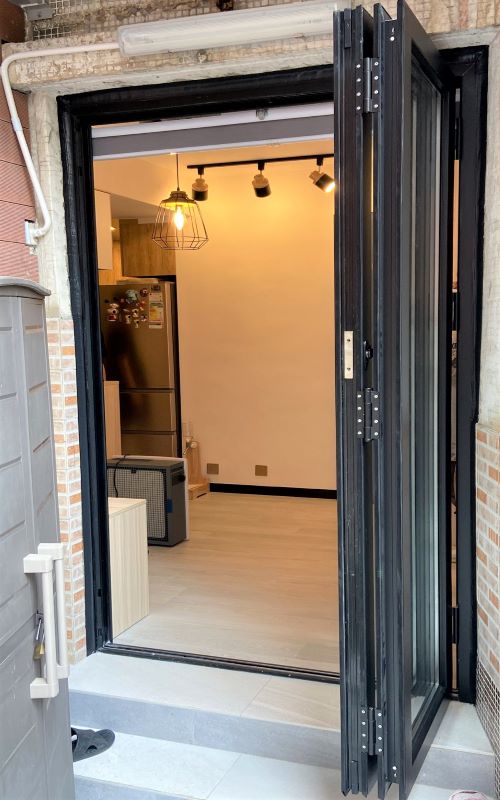 Folding Door歐陸式趟摺門 – Paco Buildings Material Co., Ltd